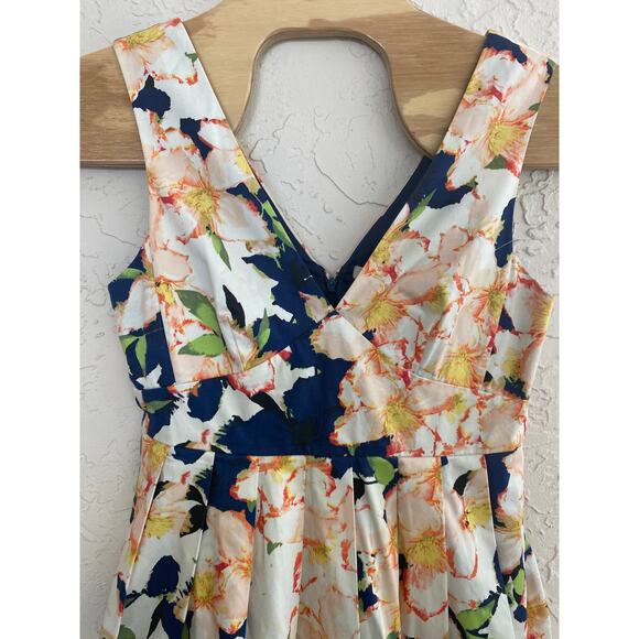 J.Crew Women's Floral V-Neck Sleeveless Pleated Fit & Flare Sundress Size 8 - Picture 1 of 8